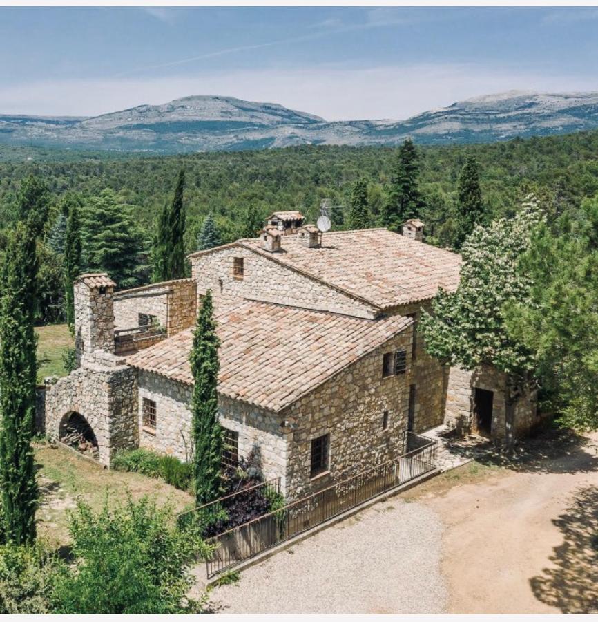 Отель Domaine De La Xavoliere Saint-Cezaire-sur-Siagne Экстерьер фото